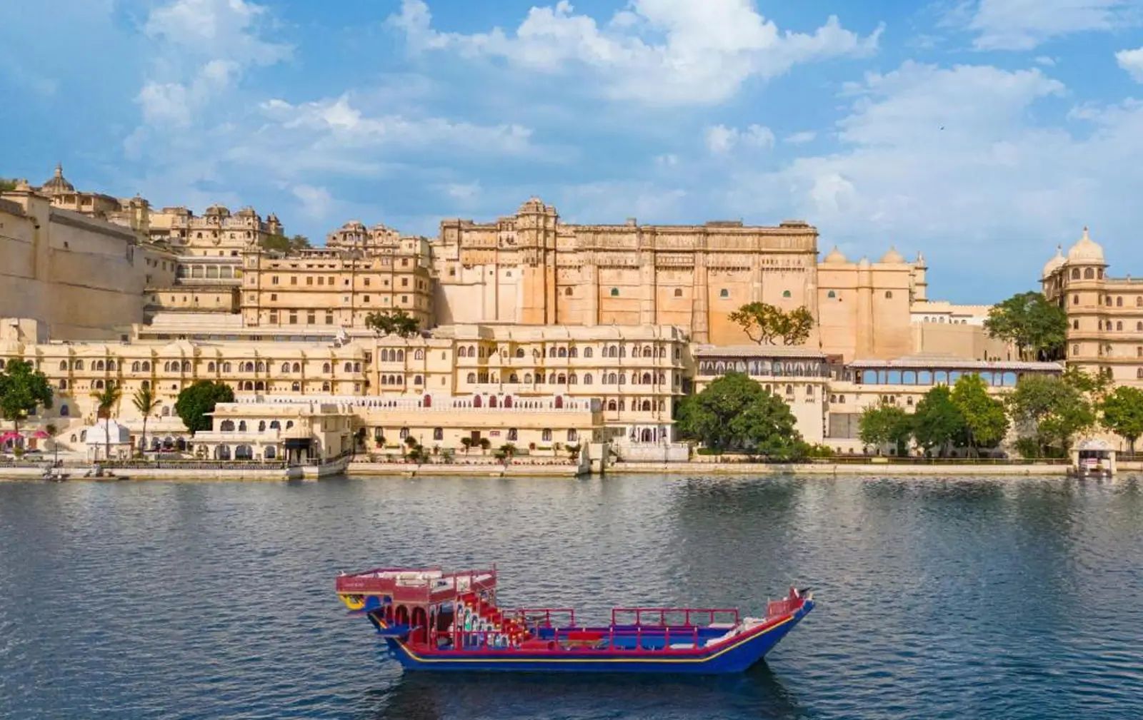 Taj Fateh Prakash Palace