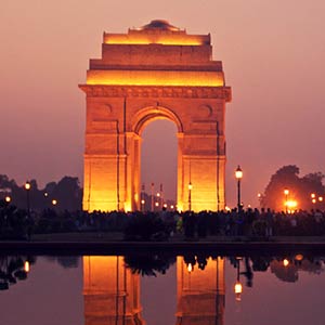 Delhi Tourism – Explore the Heart of India with Heritage Monuments, Markets & Modern Attractions