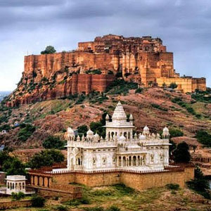 Jodhpur Tourism – Explore the Blue City’s Forts, Palaces, and Desert Charm of Rajasthan