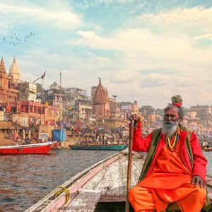 Varanasi Tourism – Visit India’s Oldest Living City on the Banks of the Ganges